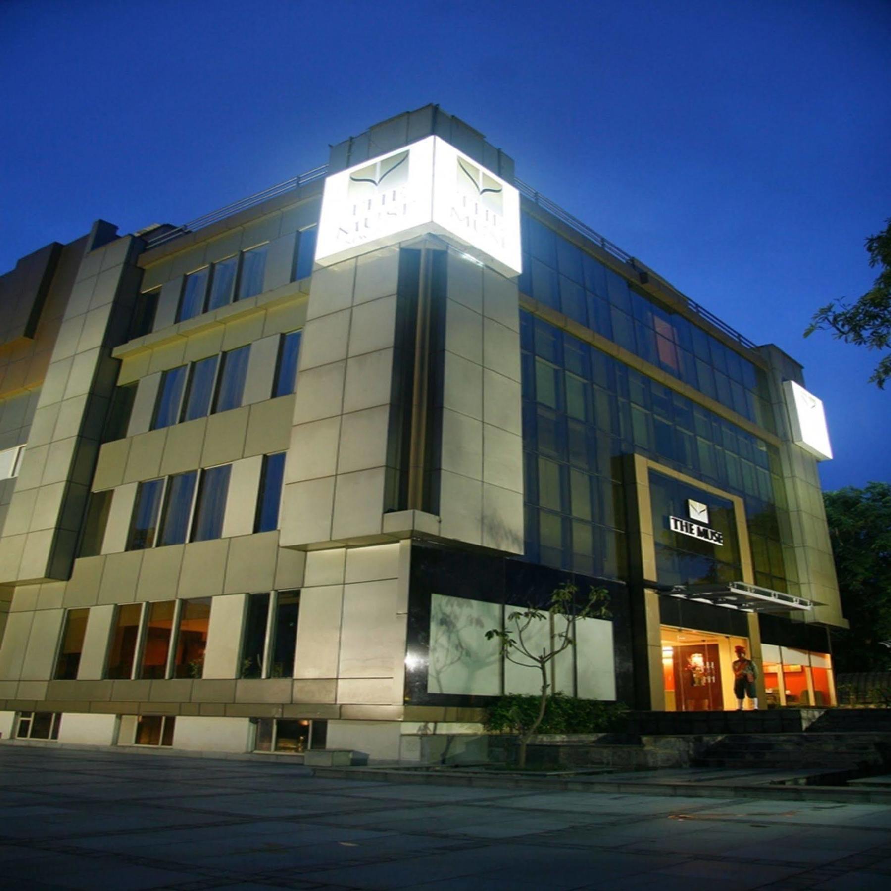 Muse Sarovar Portico Nehru Place Neu-Delhi Exterior foto