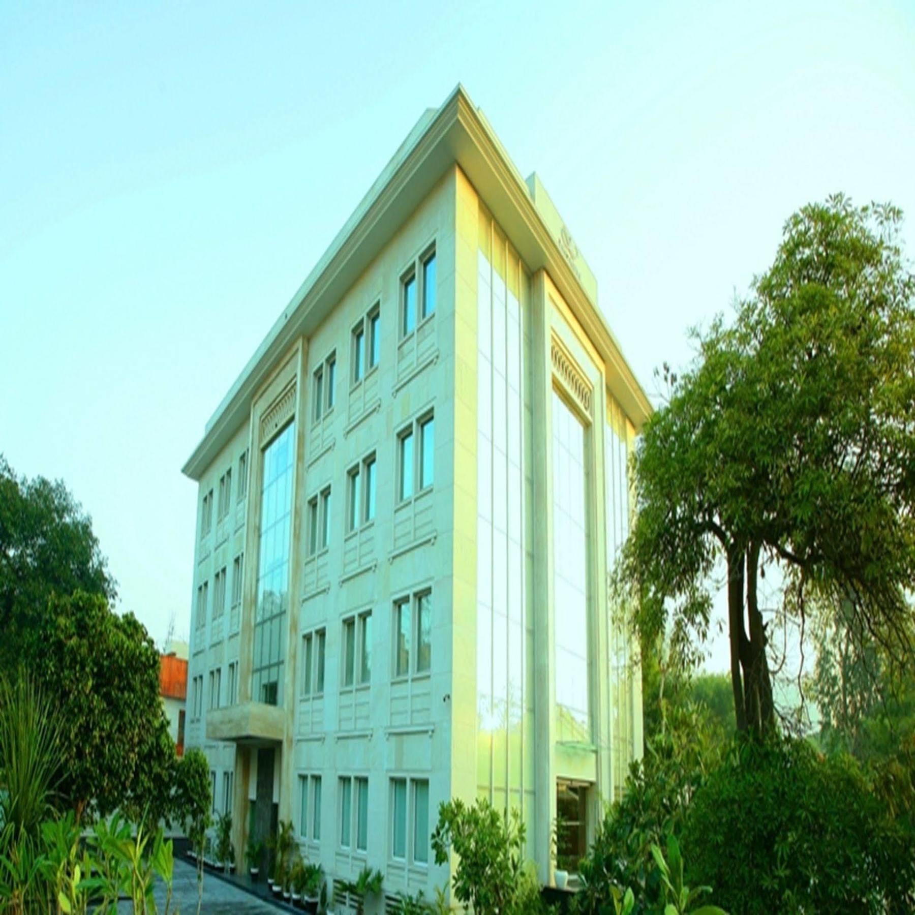 Muse Sarovar Portico Nehru Place Neu-Delhi Exterior foto