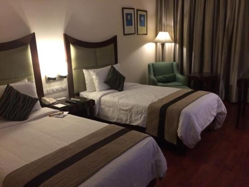 Muse Sarovar Portico Nehru Place Neu-Delhi Exterior foto